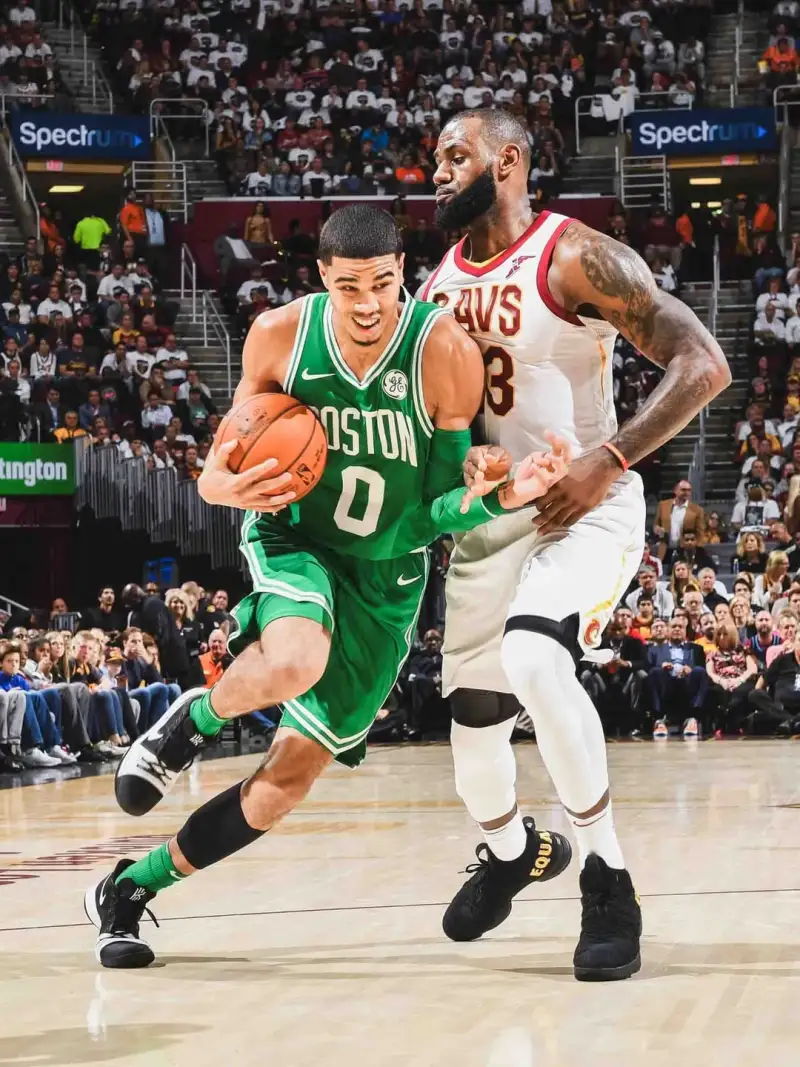 凯尔特人绝杀青岛队,塔图姆点燃赛场的简单介绍 凯尔特人绝杀青岛队,塔图姆点燃赛场的简单介绍